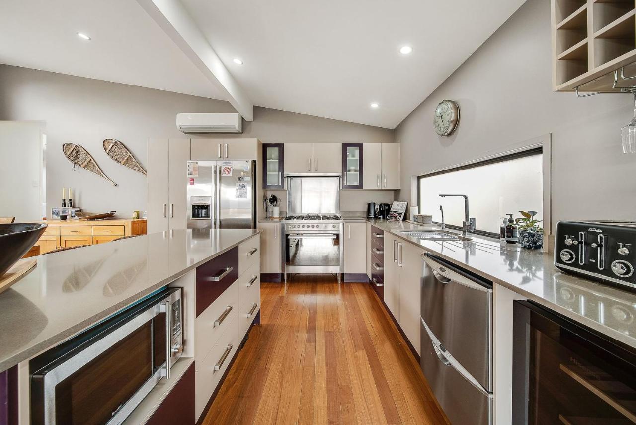 Ned Kelly'S Retreat - Stunning 3Br Townhouse L Lake Views L Wifi L Bbq Jindabyne Exterior foto